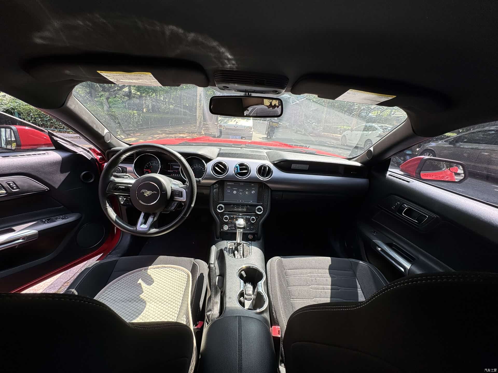 Ford Mustang, 2017 все фото