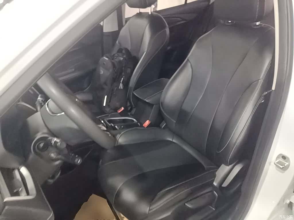 Roewe i5, 2020 15