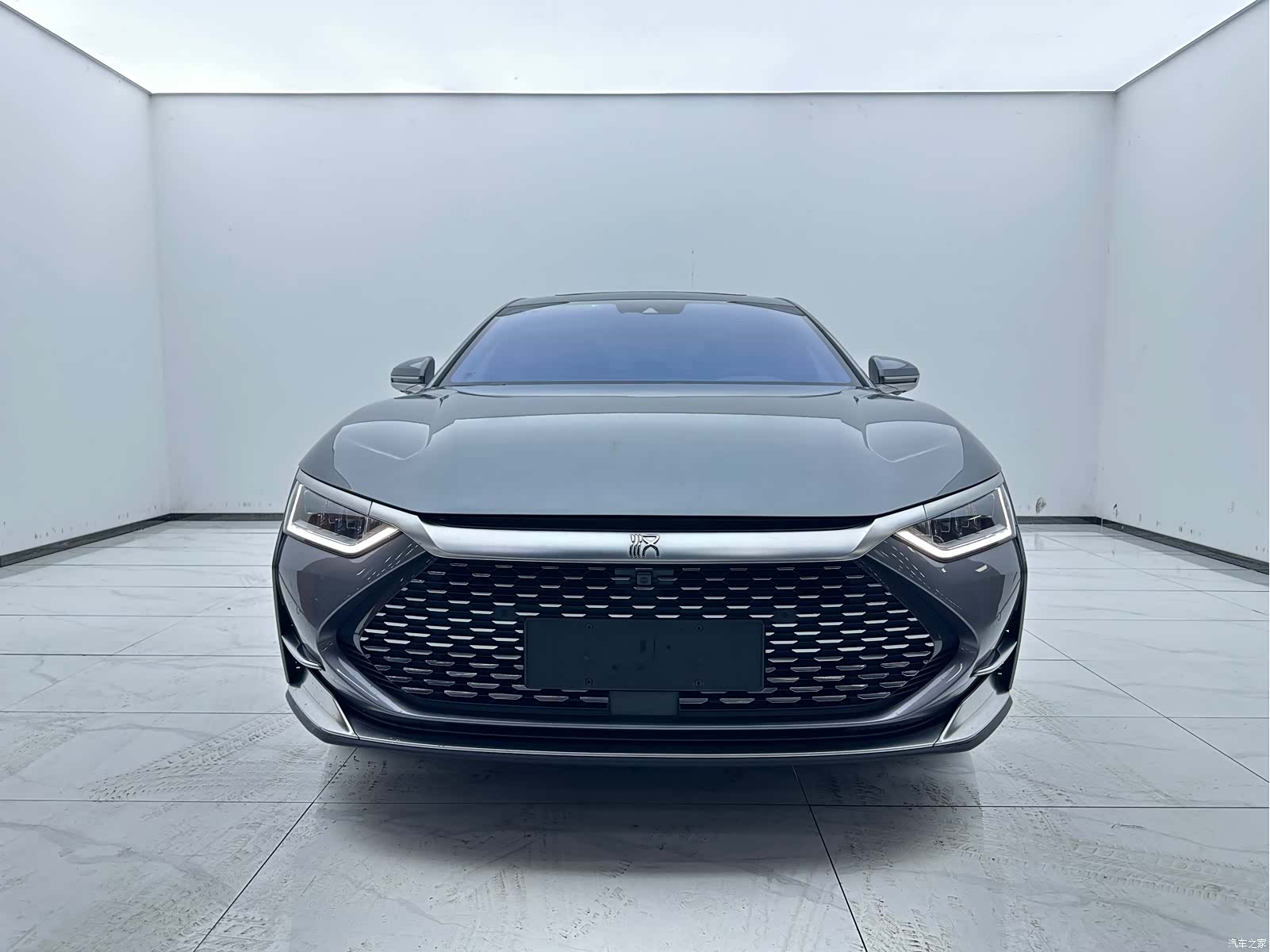 BYD Han, 2021 2