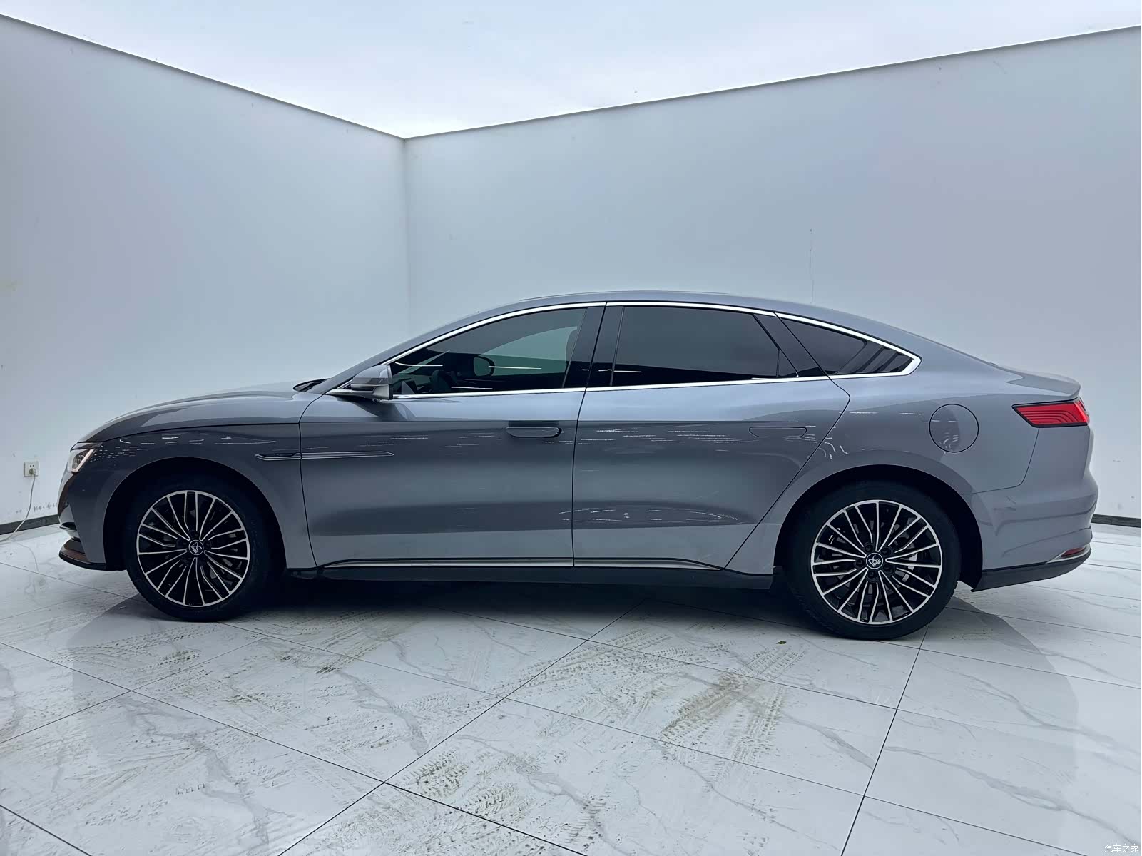 BYD Han, 2021 3