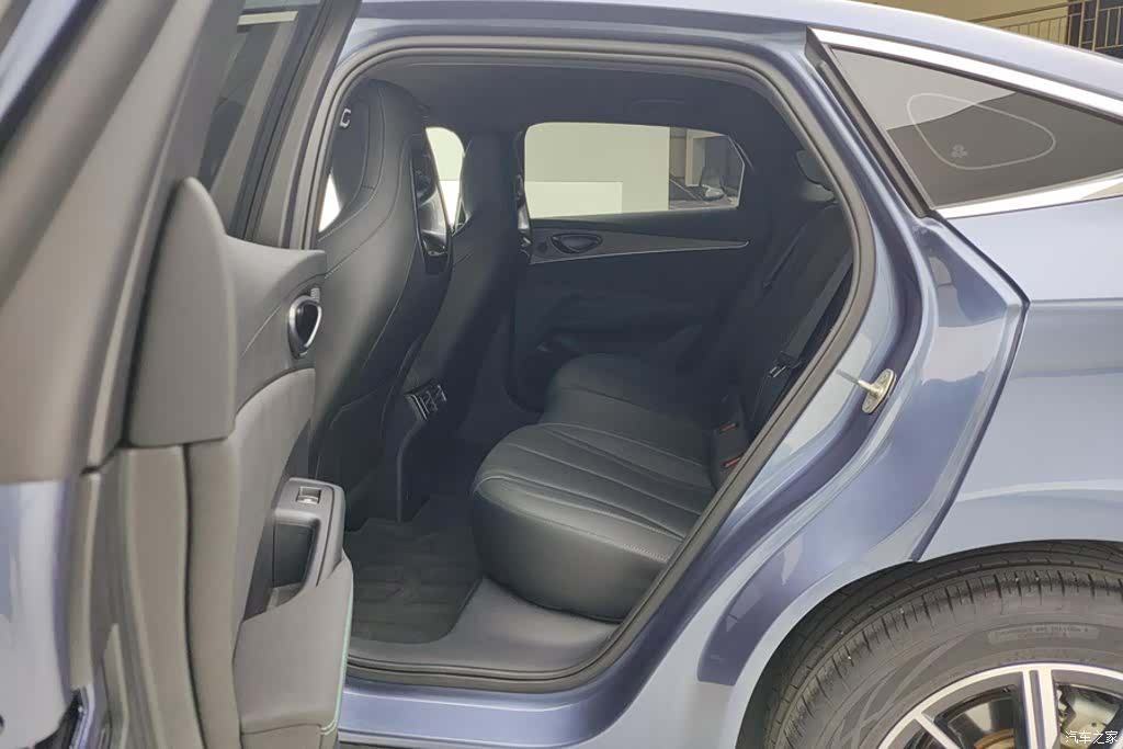 BYD Seal, 2025 11