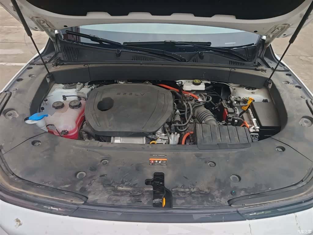 Geely Galaxy L7, 2023 16