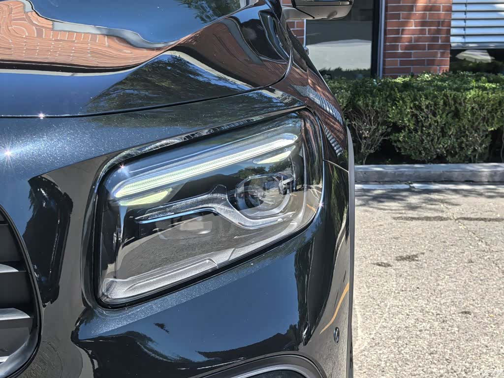 Mercedes-Benz GLB, 2025 21