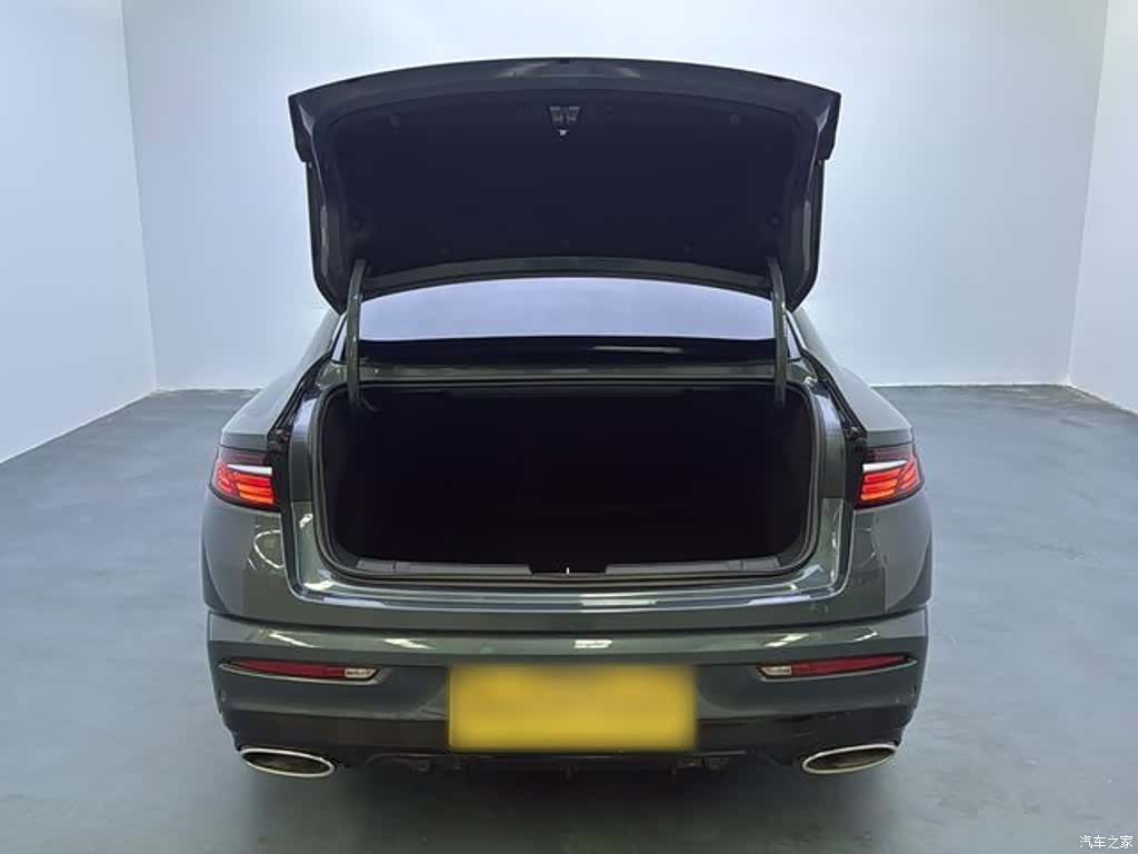 Geely Preface, 2023 18