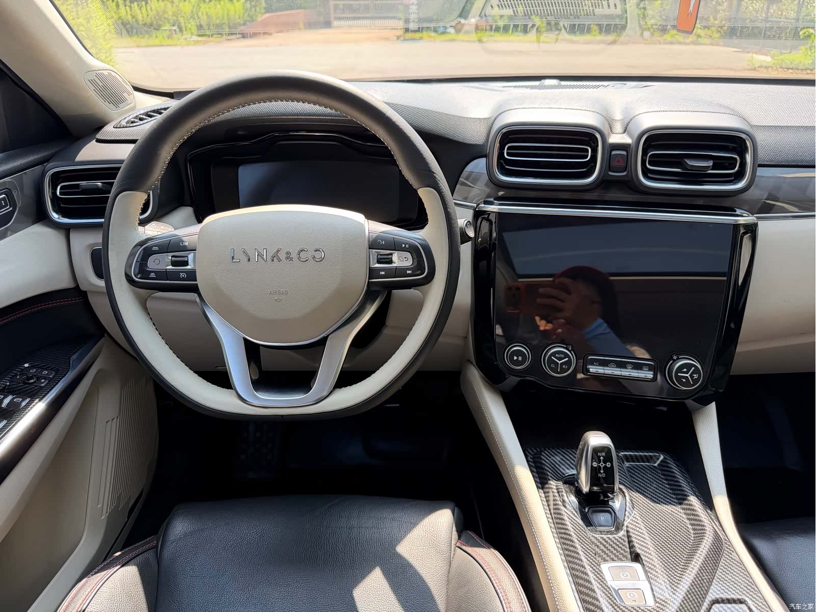Lynk & Co 01, 2018 13