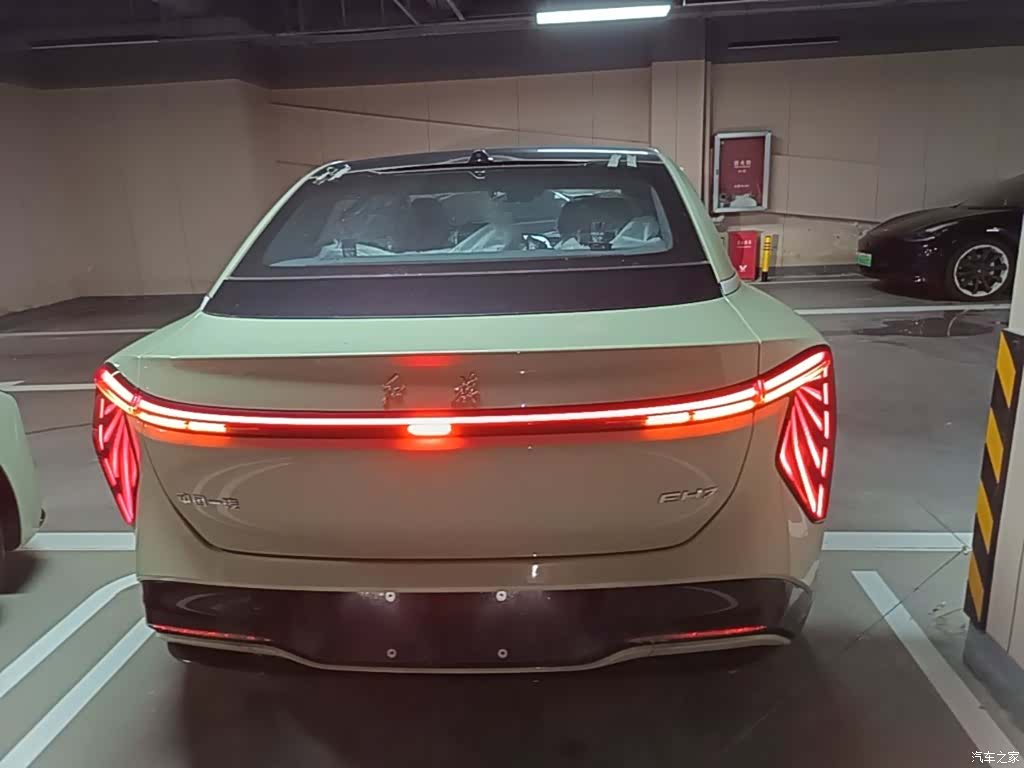 Hongqi H7, 2026 6