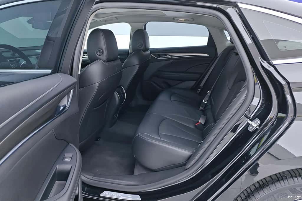 Buick LaCrosse, 2023 11