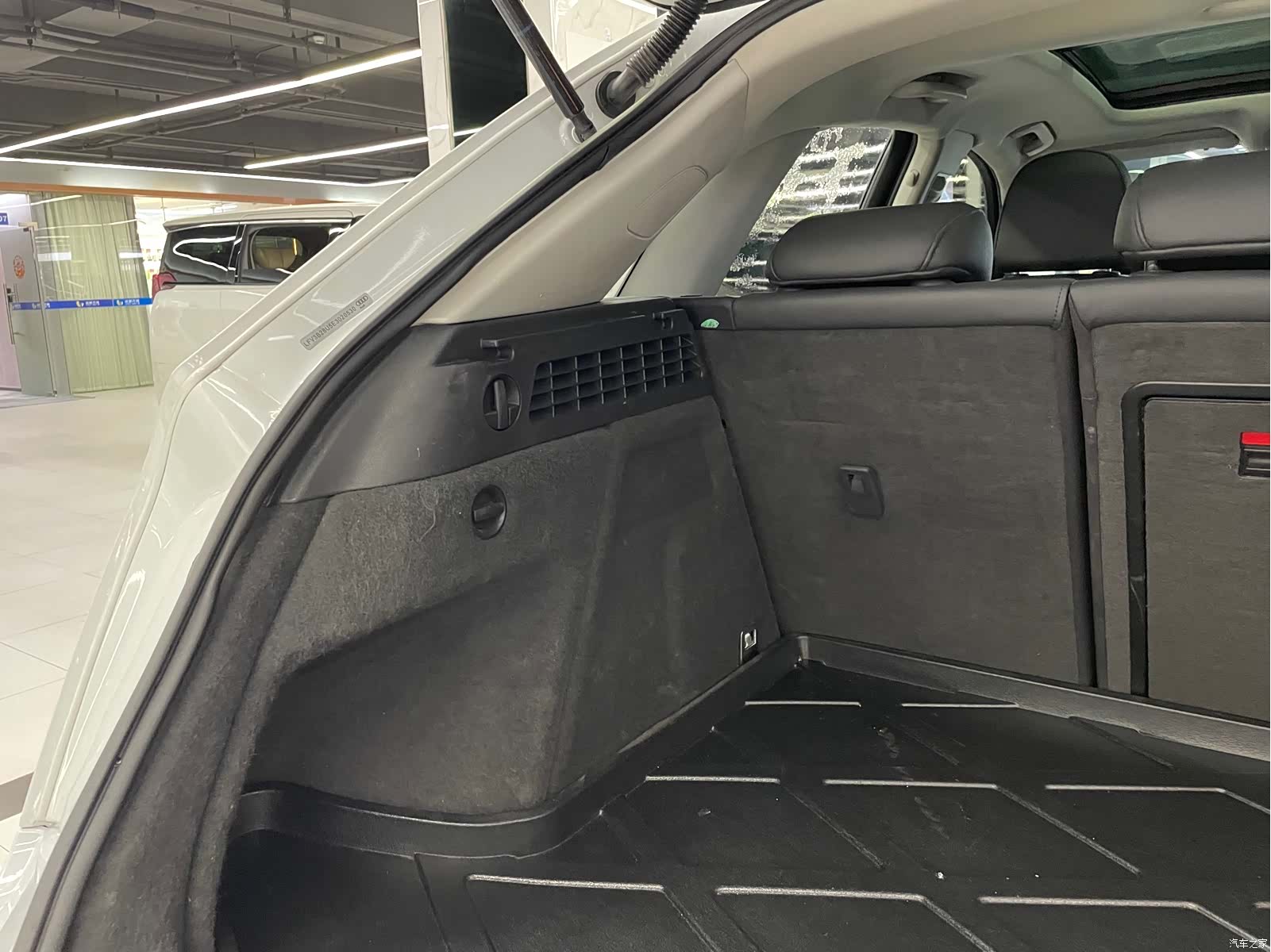 Audi Q3, 2014 36