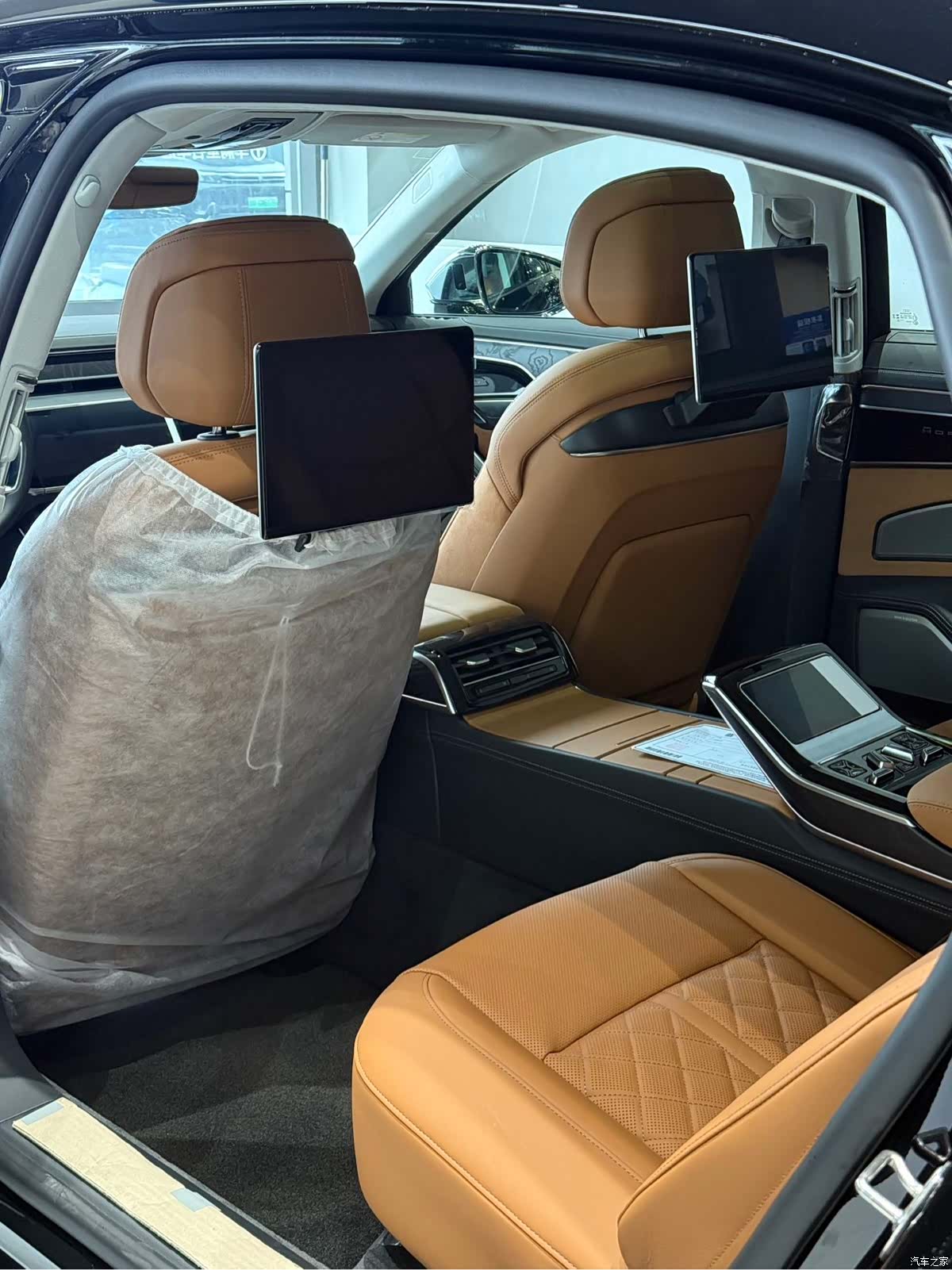 Audi A8L, 2025 4