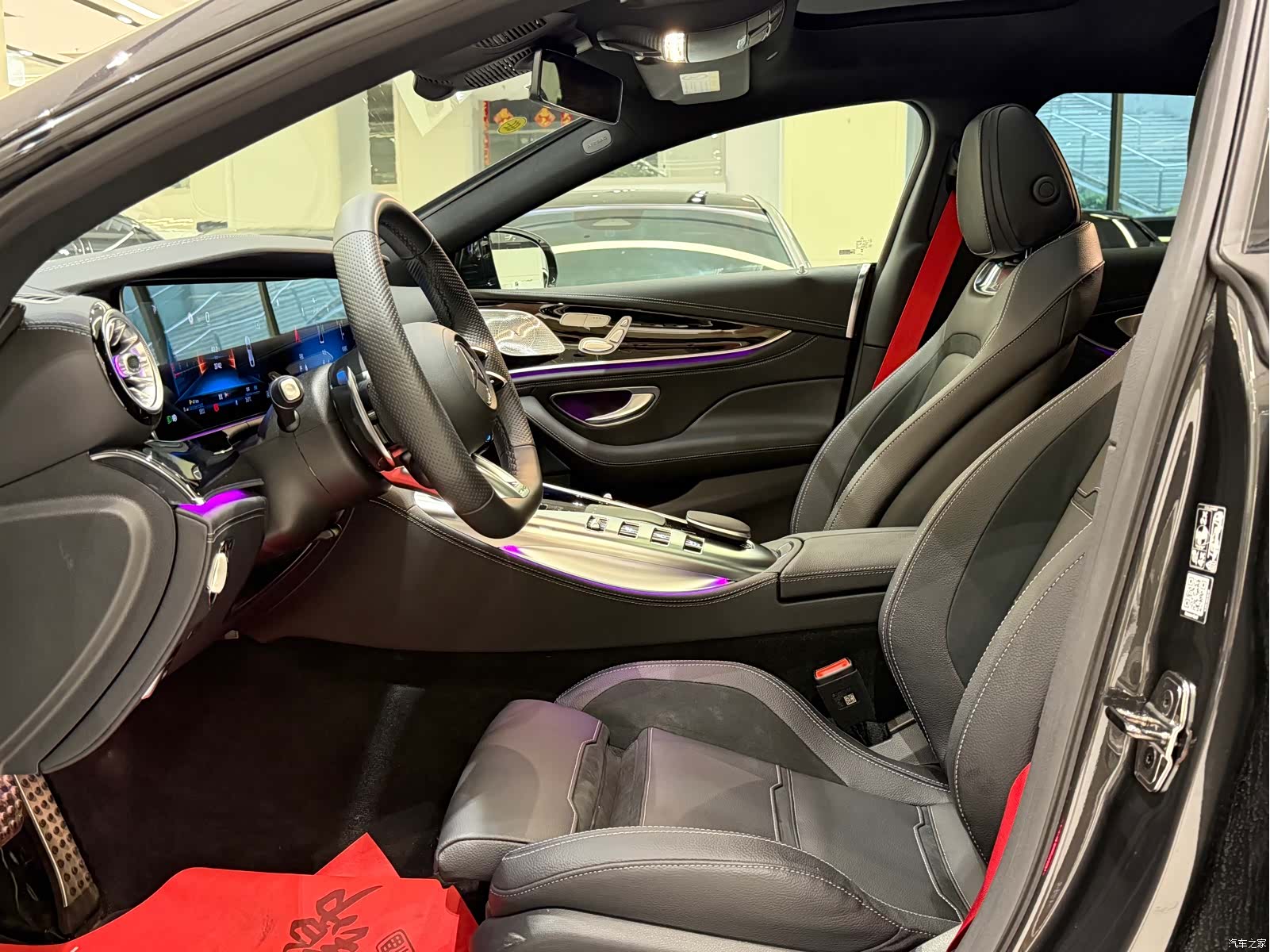 MG AMG, 2025 8