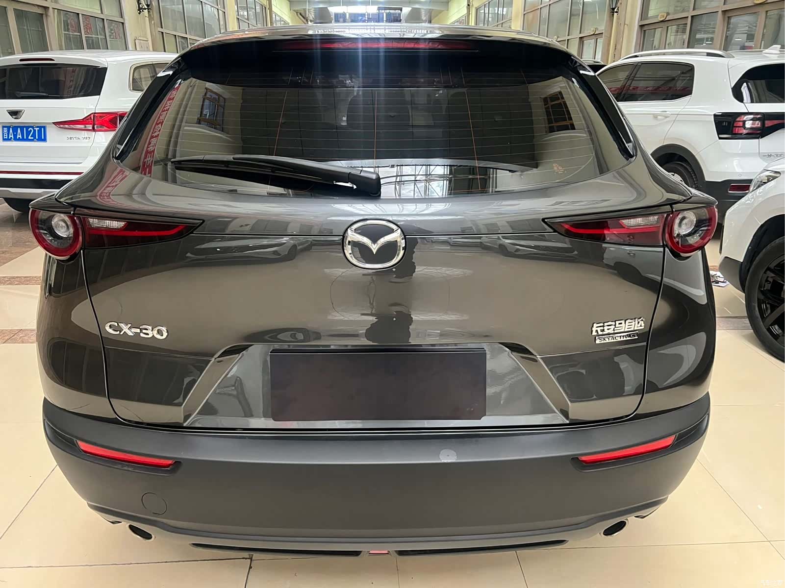 Mazda CX-30, 2021 все фото