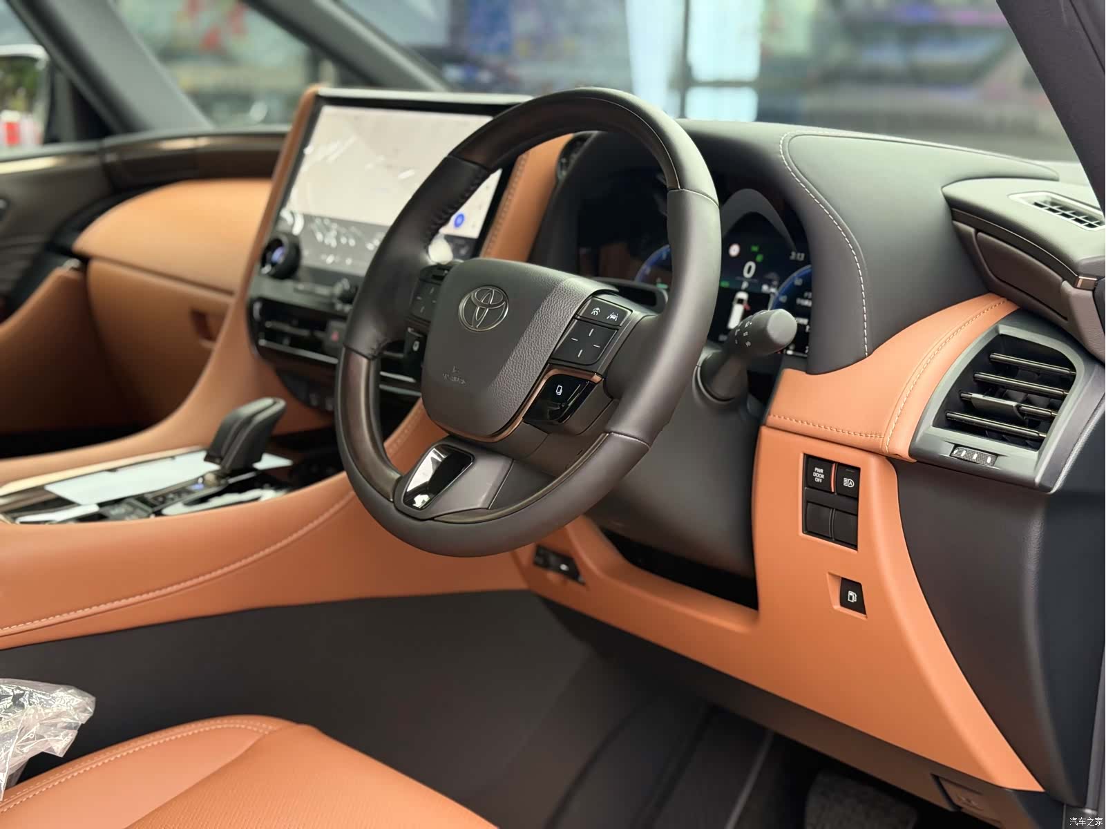 Toyota Vellfire, 2026 8