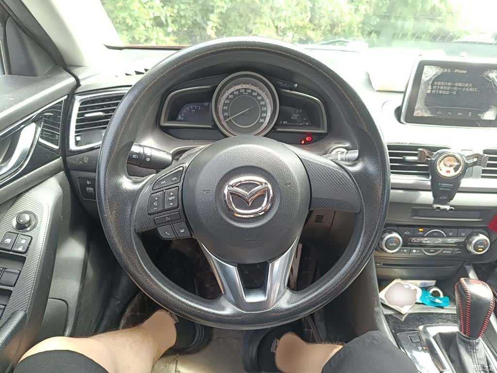 Mazda Mazda3, 2016 3