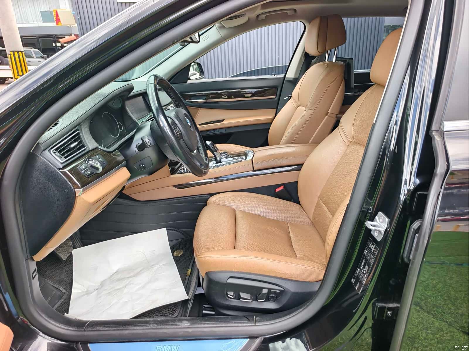 BMW 7 Series, 2013 13