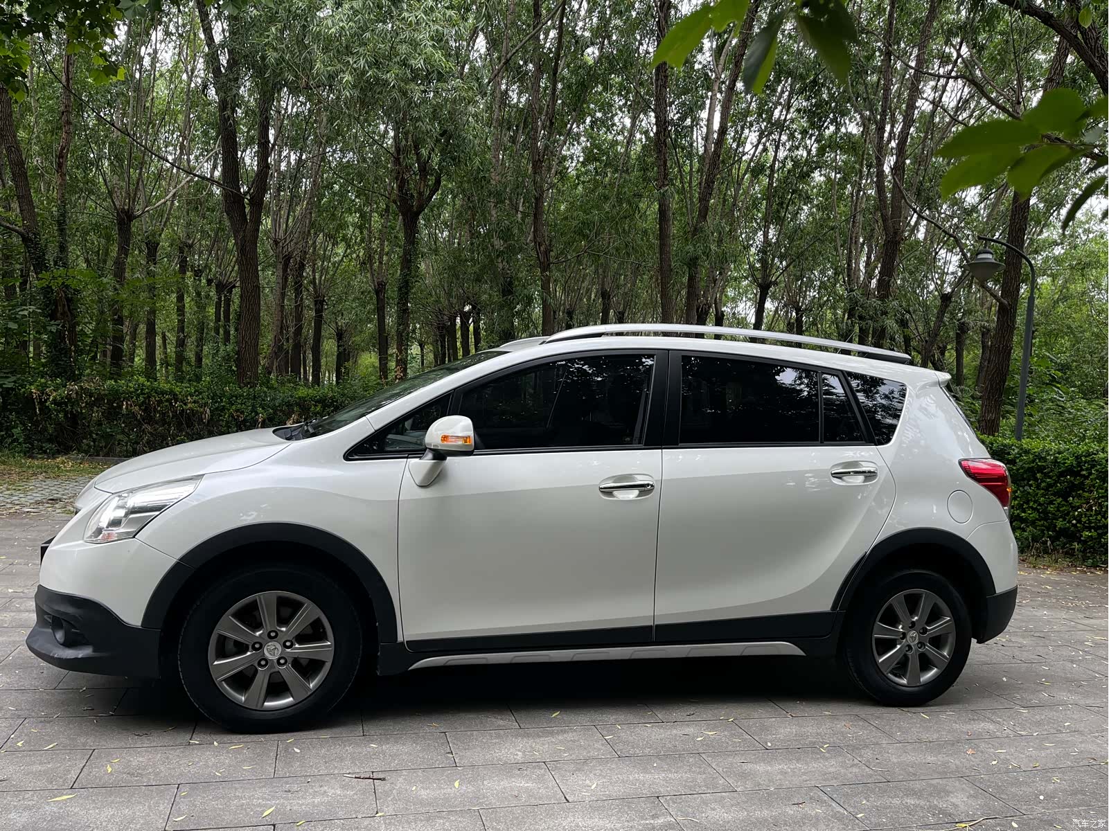 Toyota 180E, 2016 4
