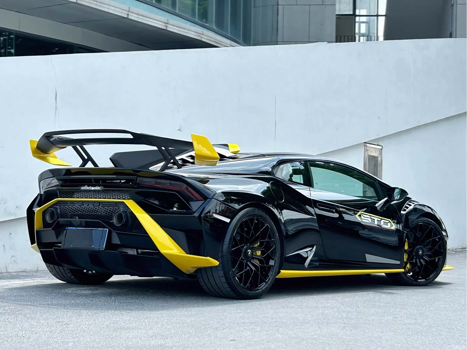 Lamborghini Huracán, 2022 9