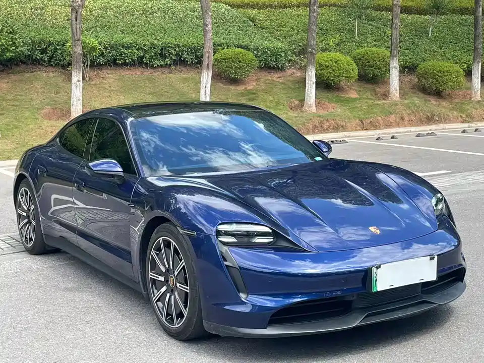 Porsche Taycan