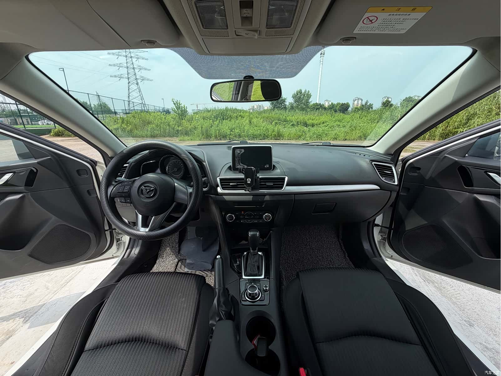 Mazda Mazda3, 2016 14