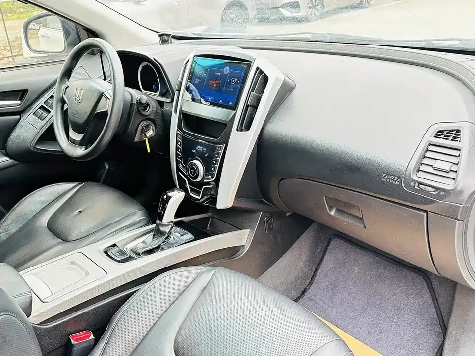 Luxgen Excellent 6 SUV