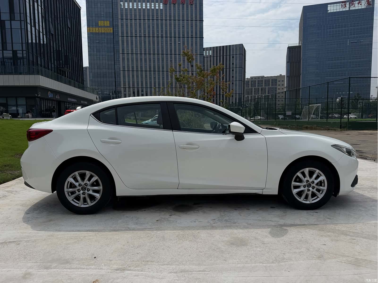 Mazda Mazda3, 2016 21