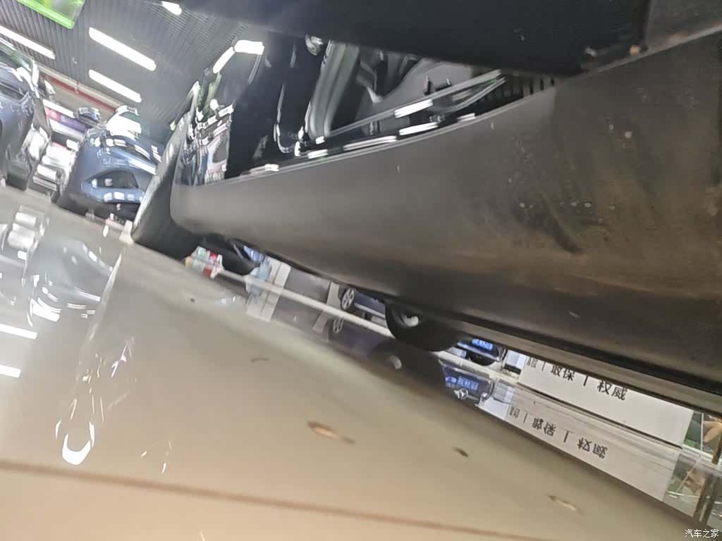 Tesla Model Y, 2022 21