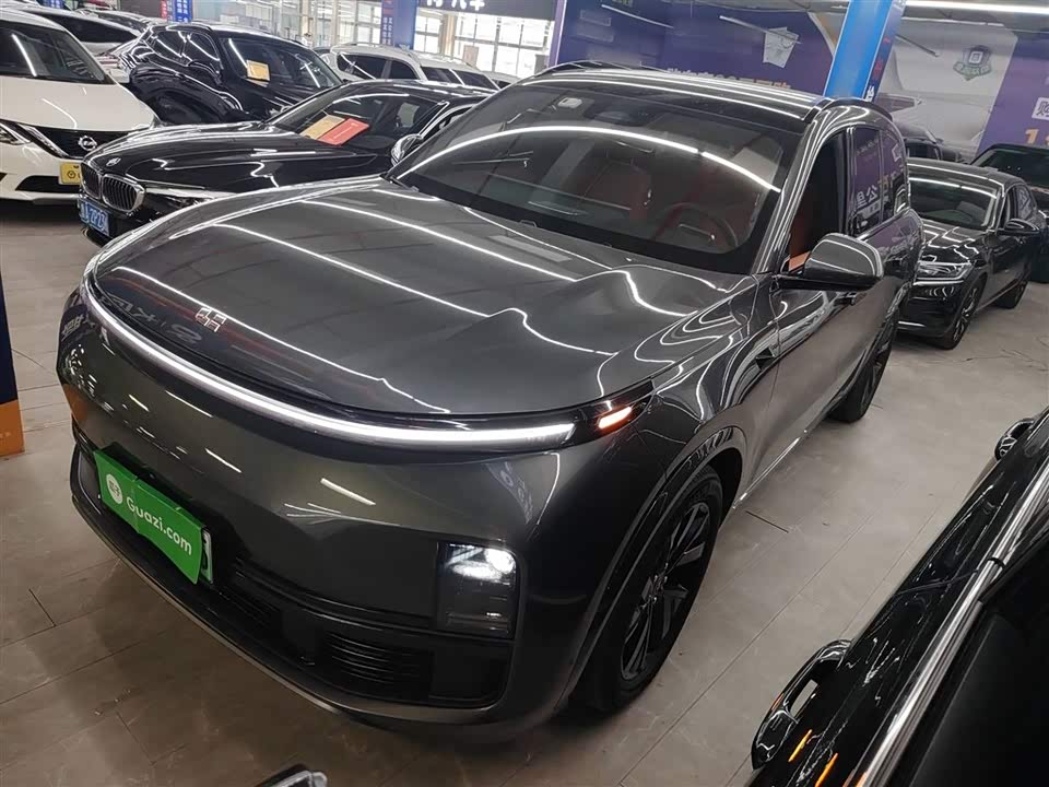 Li Auto Ideal L8