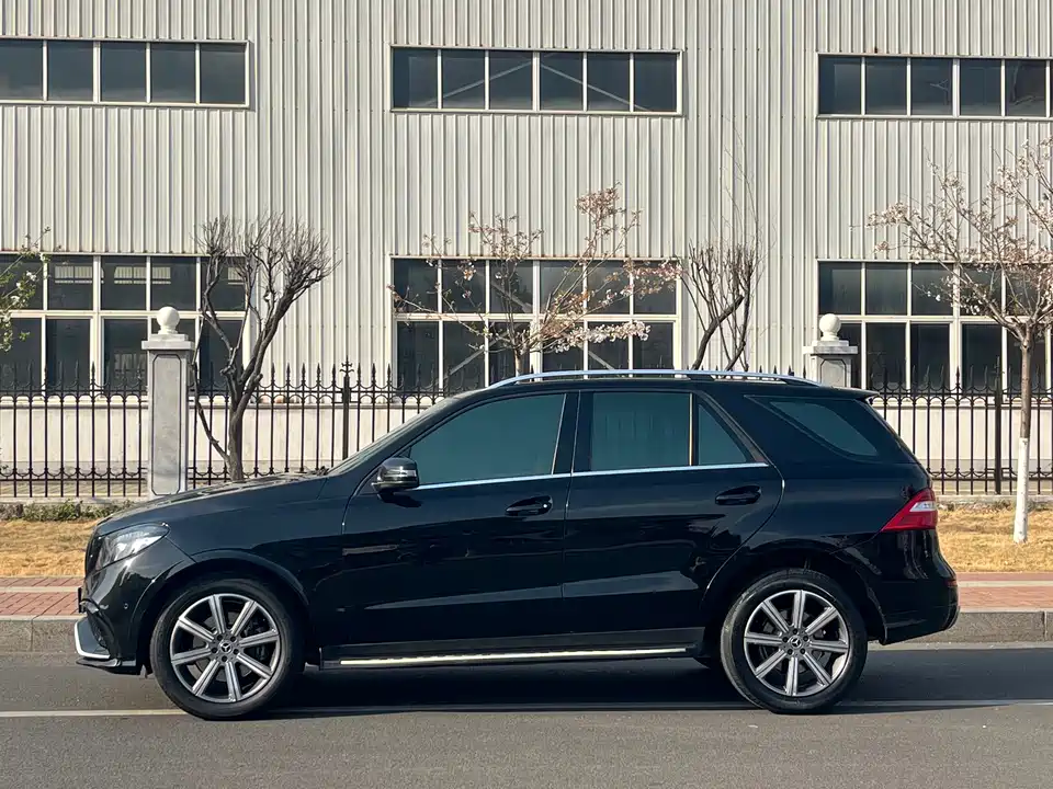 Mercedes-Benz M class Mercedes-Benz M class