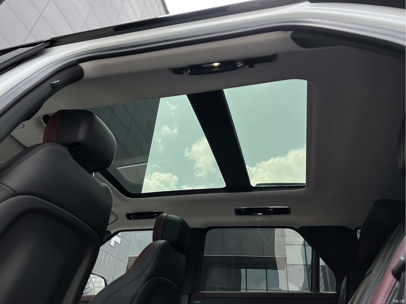 Land Rover Range Rover, 2023 19