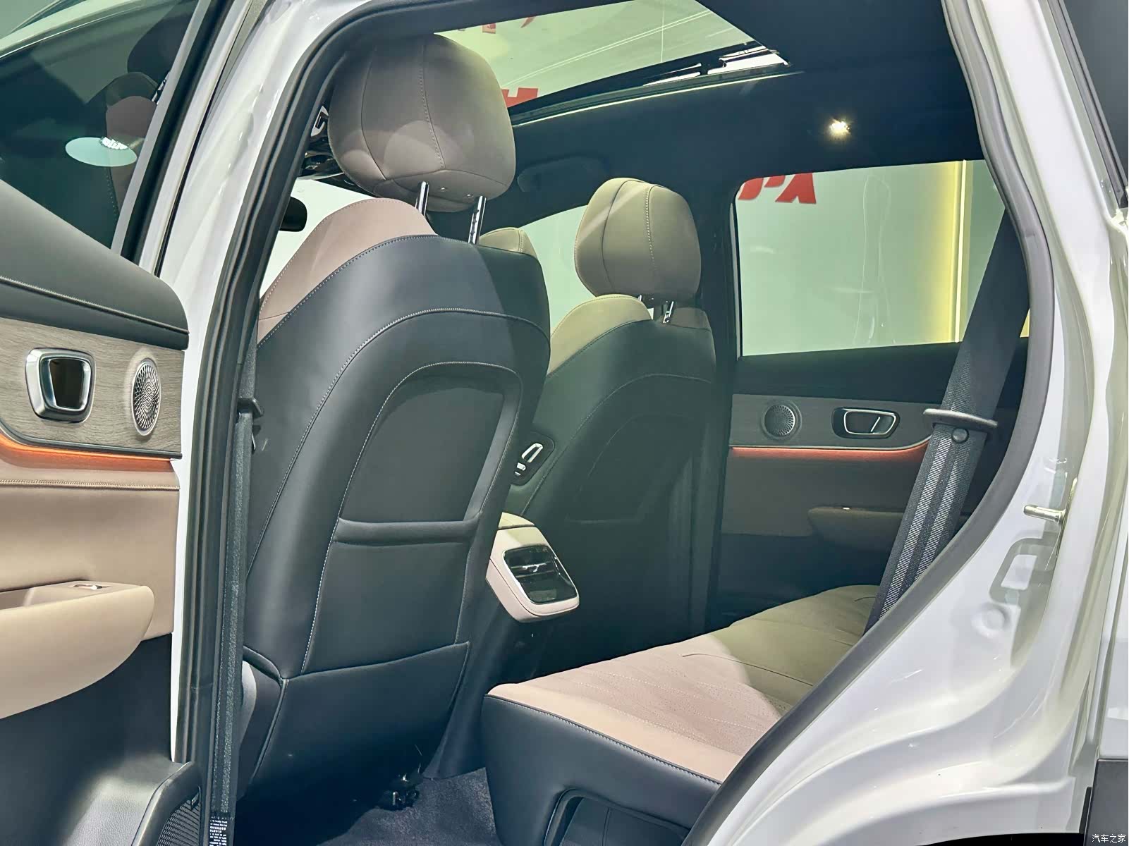 Chery Tiggo 8 Plus, 2025 10