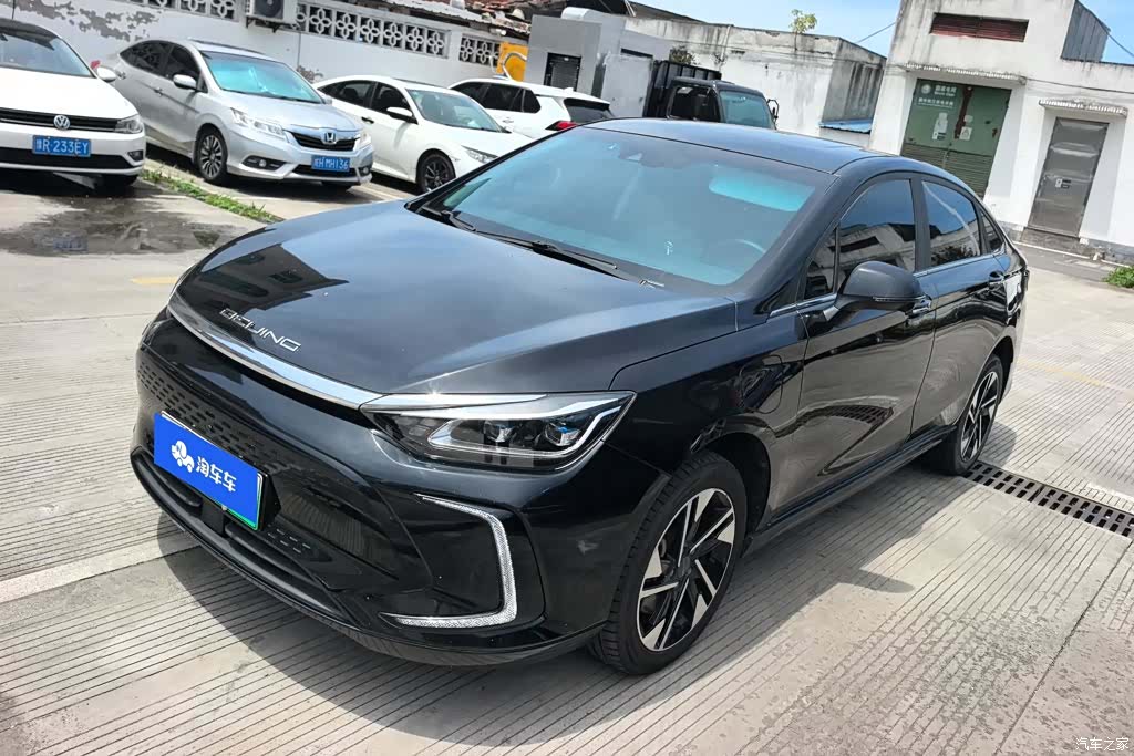 BAIC EU5, 2021 1