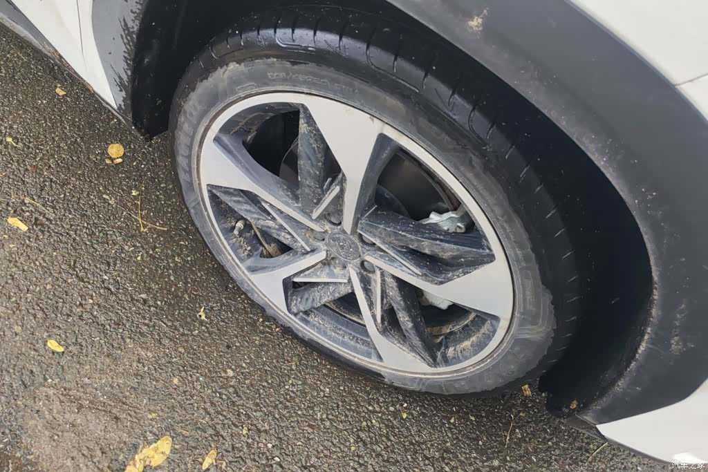 Geely Galaxy L7, 2024 6