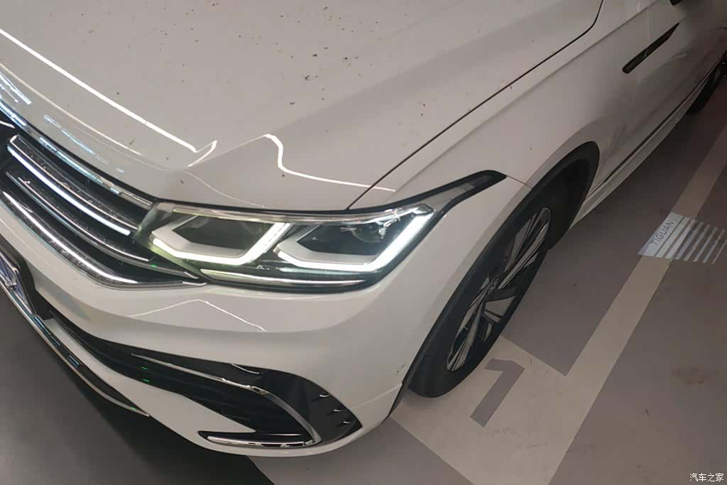 Volkswagen Tiguan L, 2023 все фото