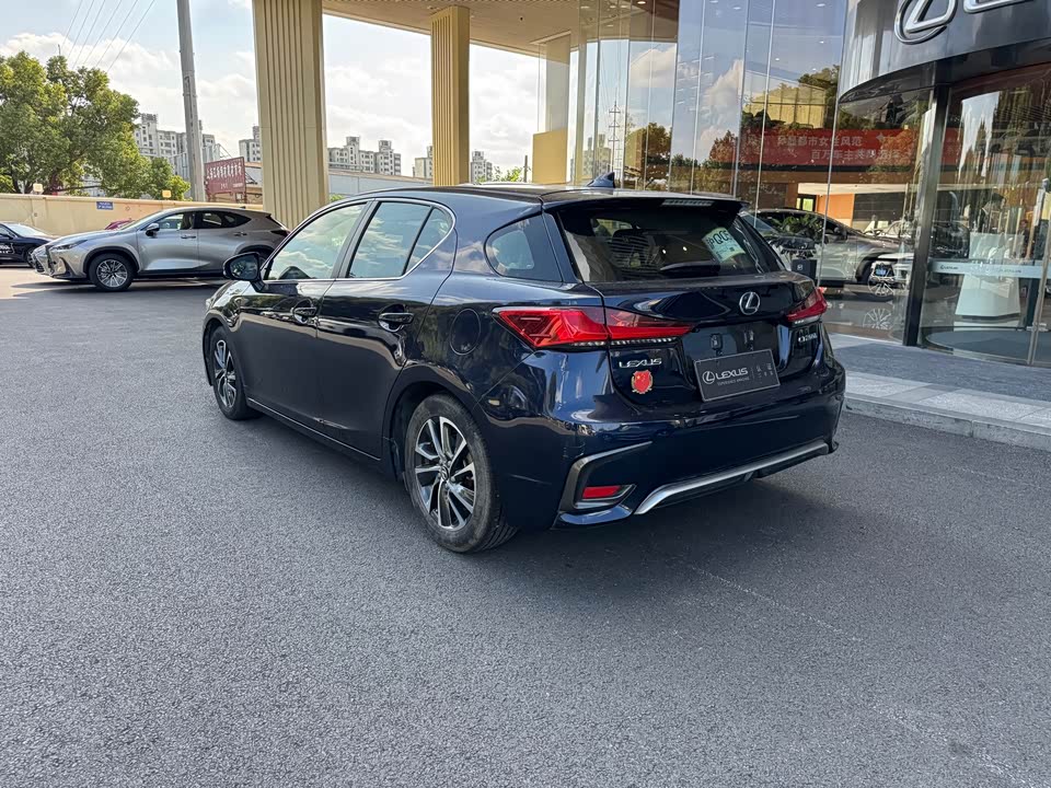 Lexus CT