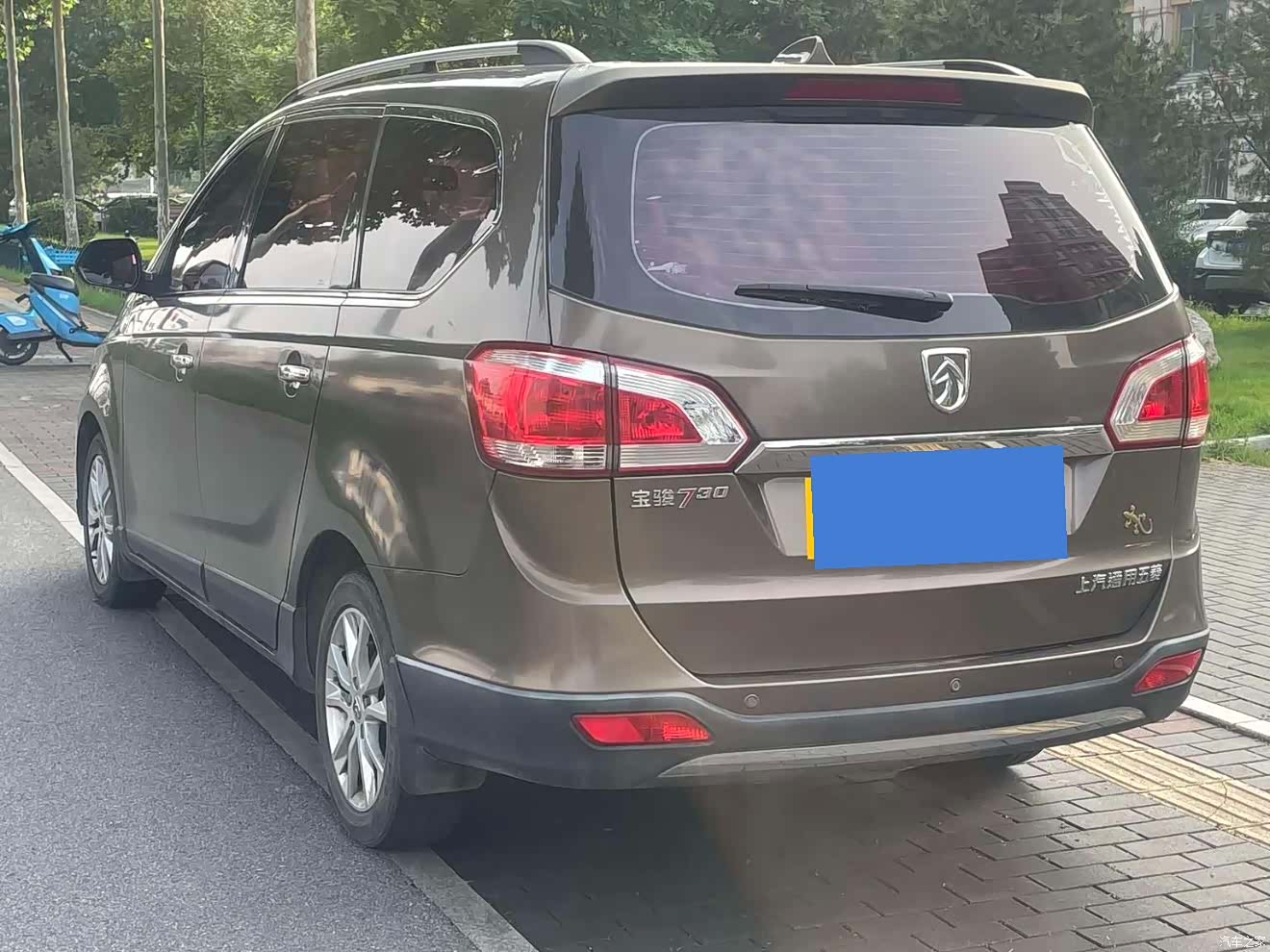 Wuling 730, 2014 4
