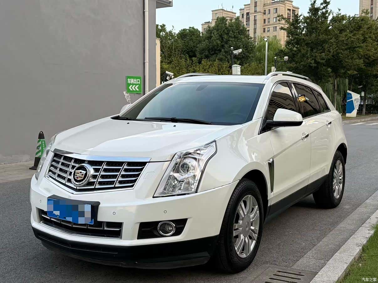 Cadillac SRX, 2014 1