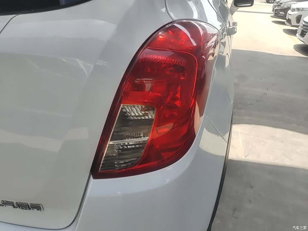 Buick Encore, 2016 8