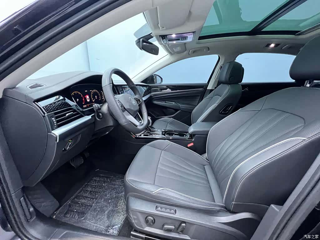 Volkswagen Passat, 2026 13
