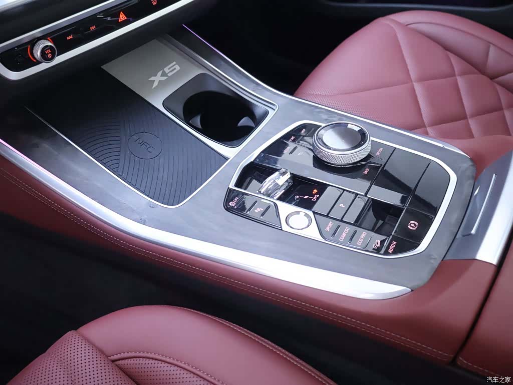 BMW X5, 2024 12