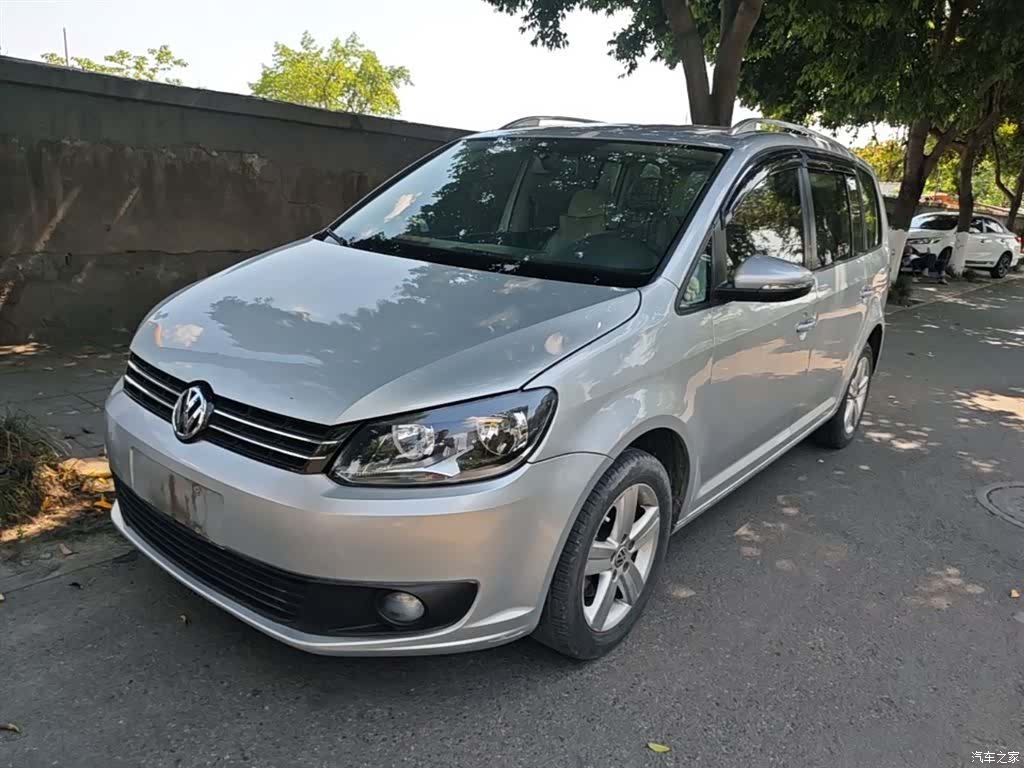 Volkswagen 5, 2014 2