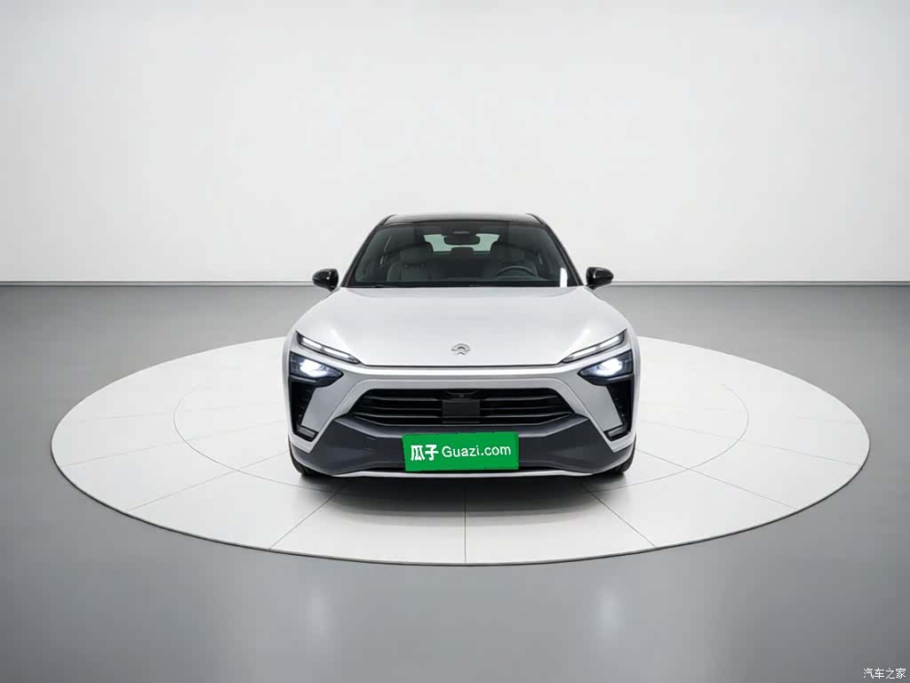 NIO ES8, 2022 24