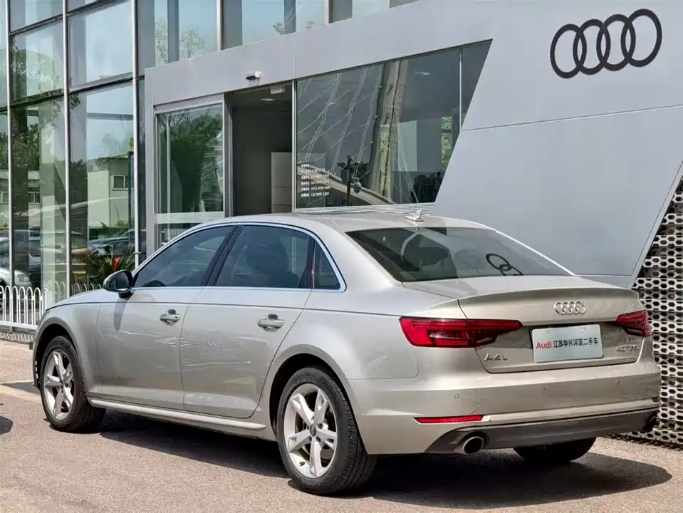 Audi A4L