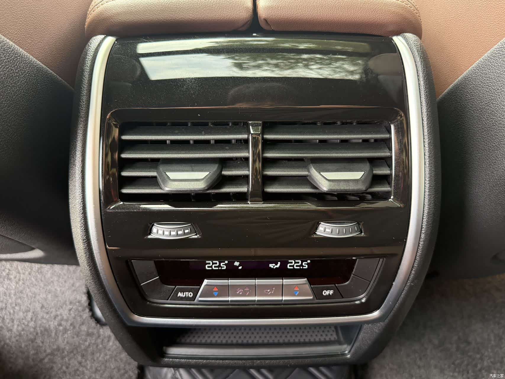 BMW X6, 2025 16