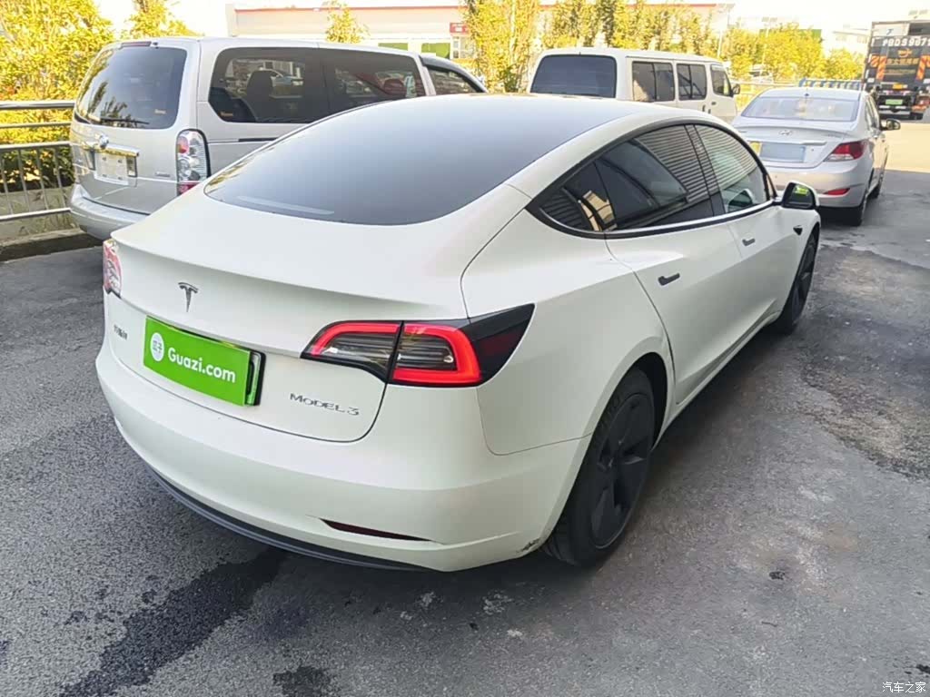 Tesla Model 3, 2021 7