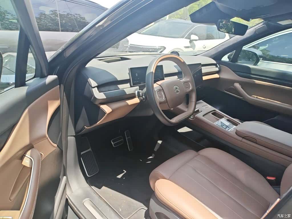 NIO ES8, 2024 16