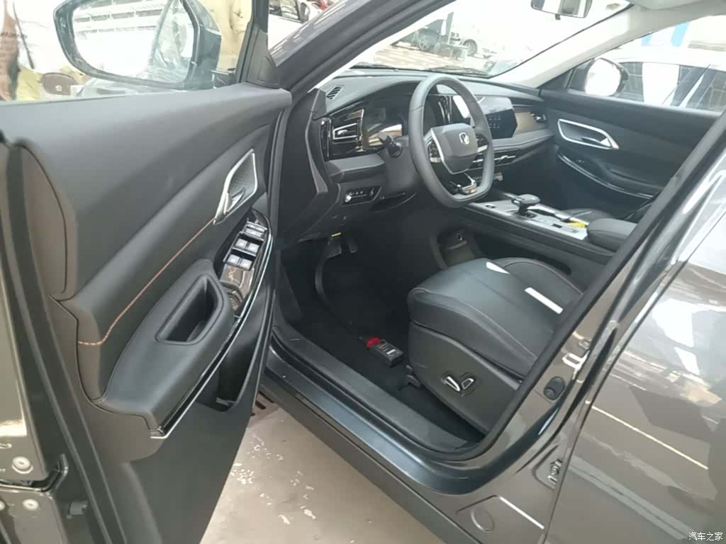 Changan X7, 2025 15