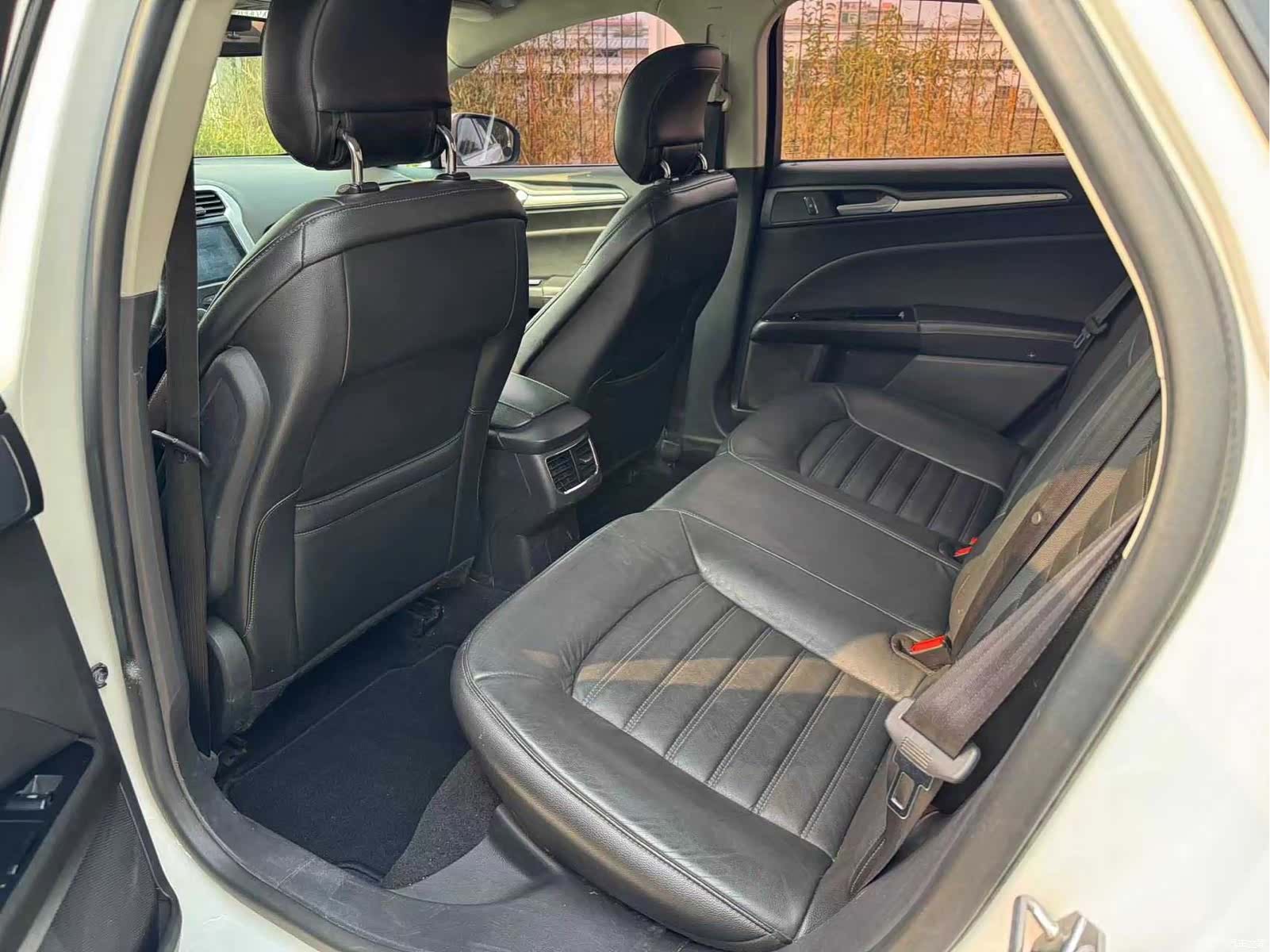Ford Mondeo, 2016 все фото
