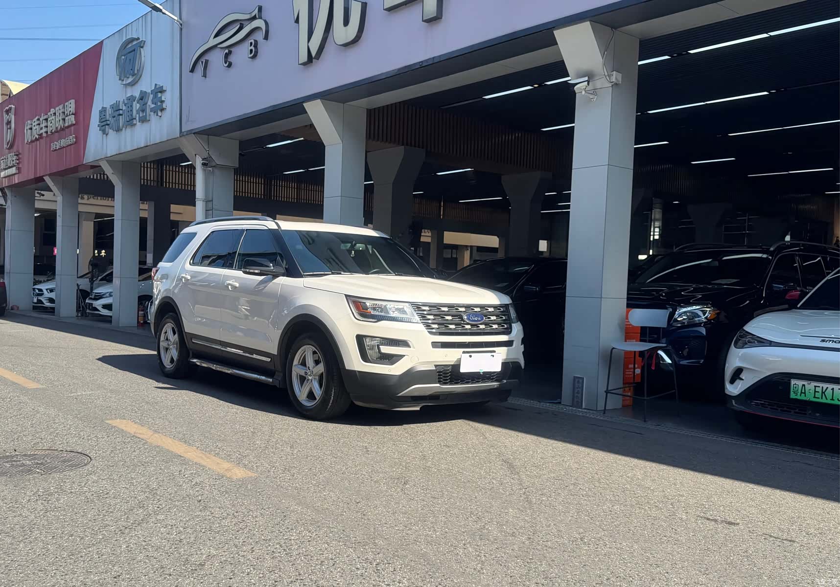 Ford Explorer, 2016 3