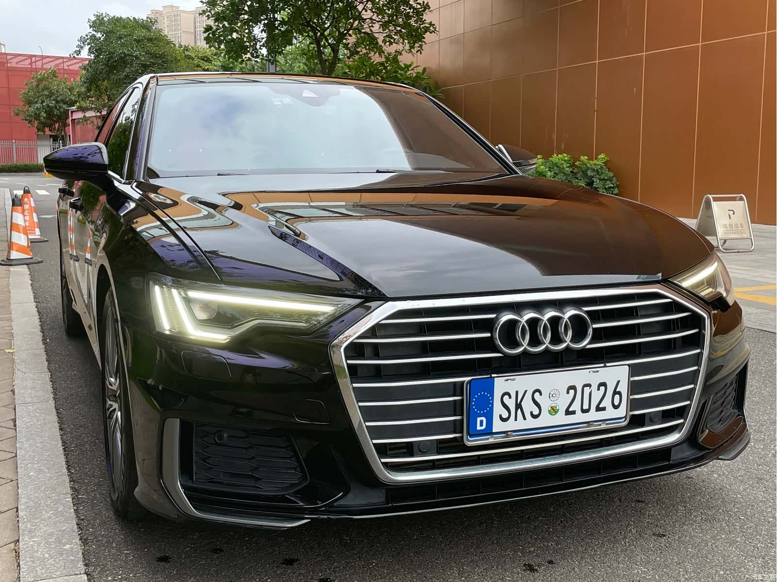 Audi A6L, 2021 3