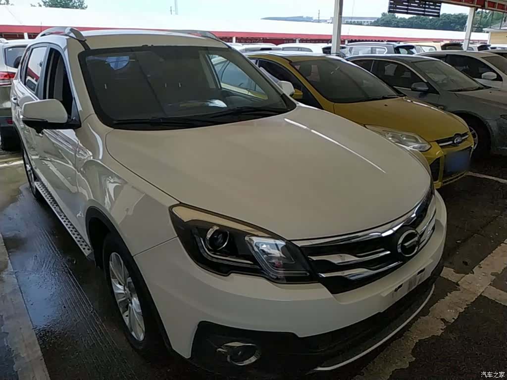 GAC GS5, 2015 4