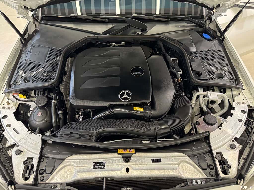 Mercedes-Benz C-Class, 2021 11